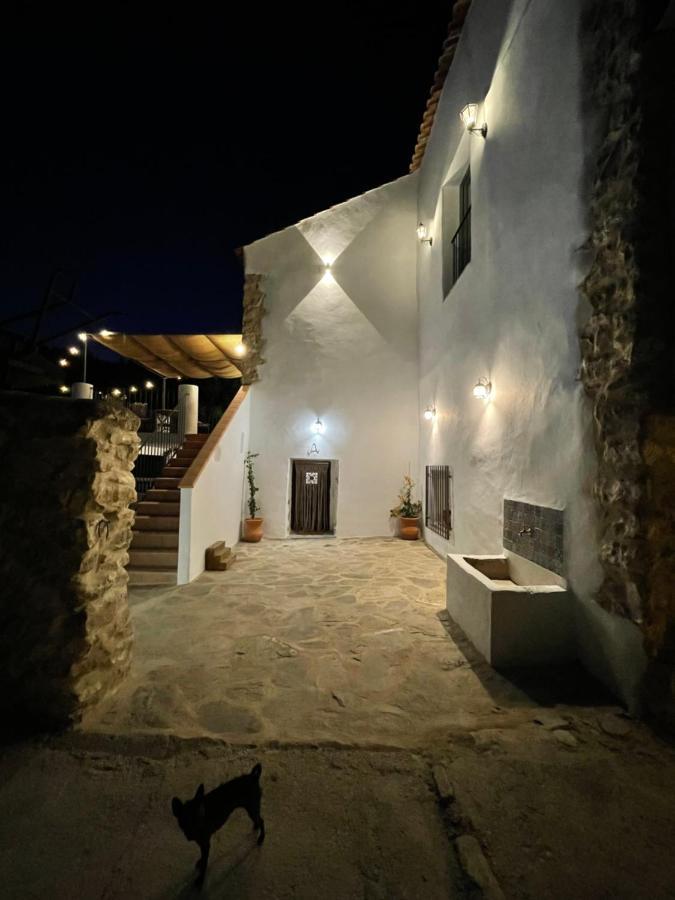 Cortijo Las Angosturas Montefrío Buitenkant foto